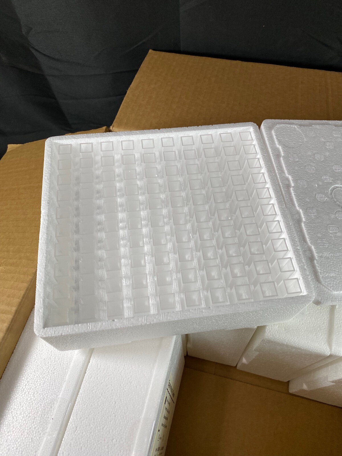 EPPENDORF 4500µL Macro Vis Cuvettes 12.5×12.5x45mm 0030079345 (800/cs)