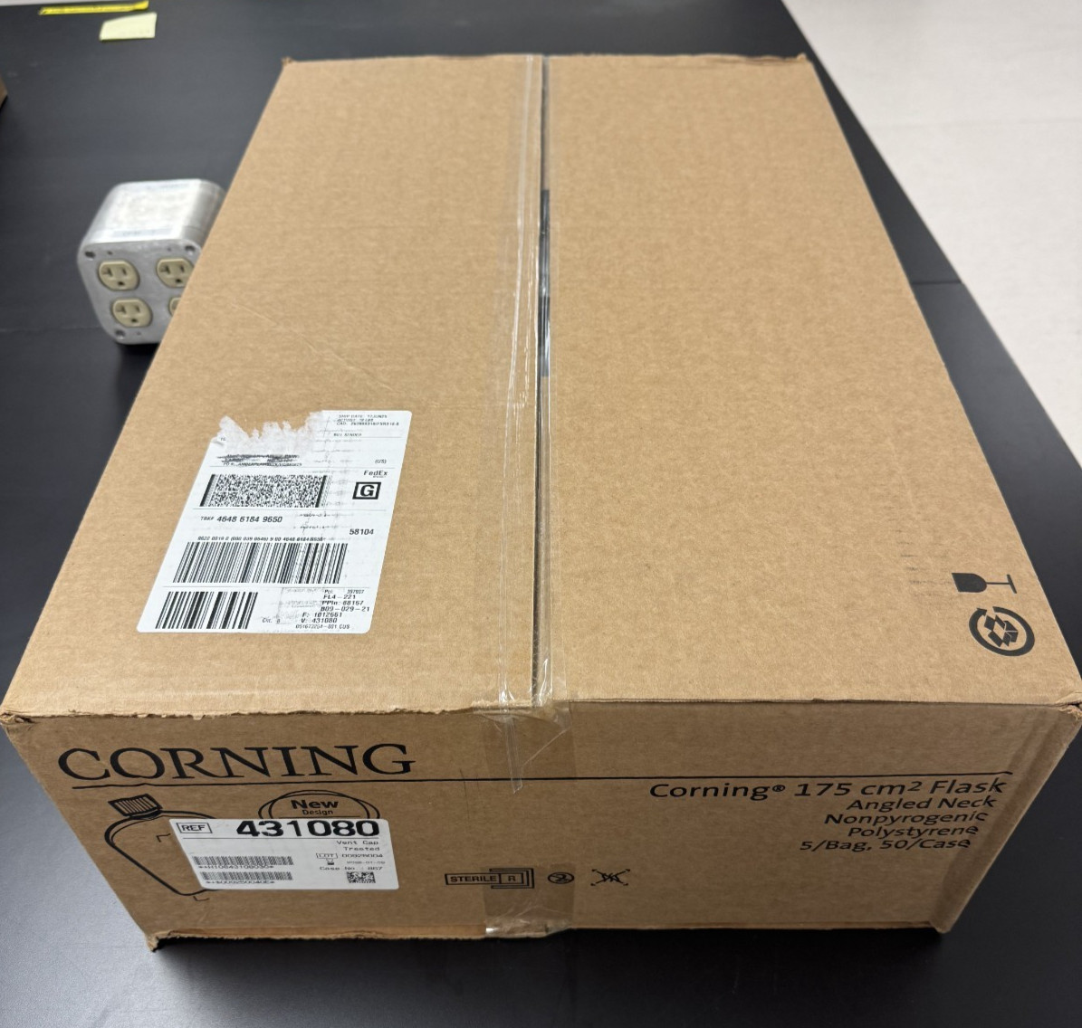 (50/Cs) CORNING 175cm² U-Shaped Angled Neck Cell Culture Flask Vent Cap 431080