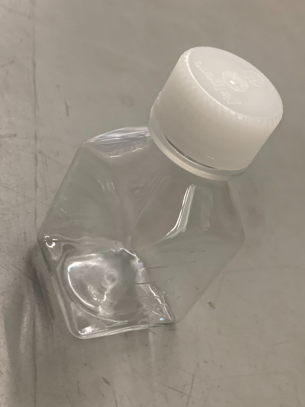 THERMO SCIENTIFIC 342020-0060 60ML PETG SQUARE MEDIA BOTTLES 08/29/2026 200 PACK